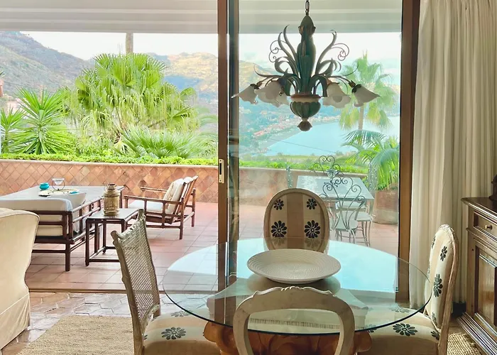 Lou Exclusive Private With Panoramic Sea View Pool Taormine